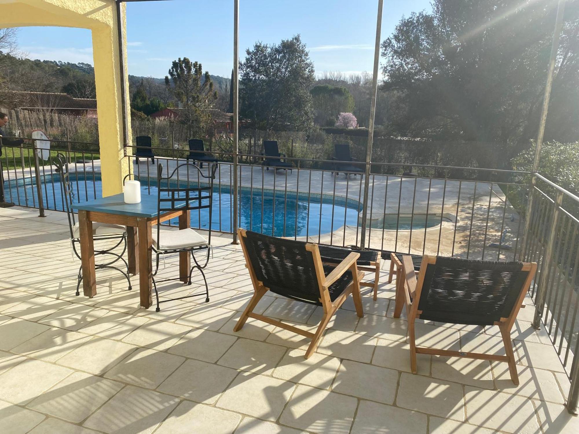 L'Eveil En Provence Bed & Breakfast Entrecasteaux Dış mekan fotoğraf