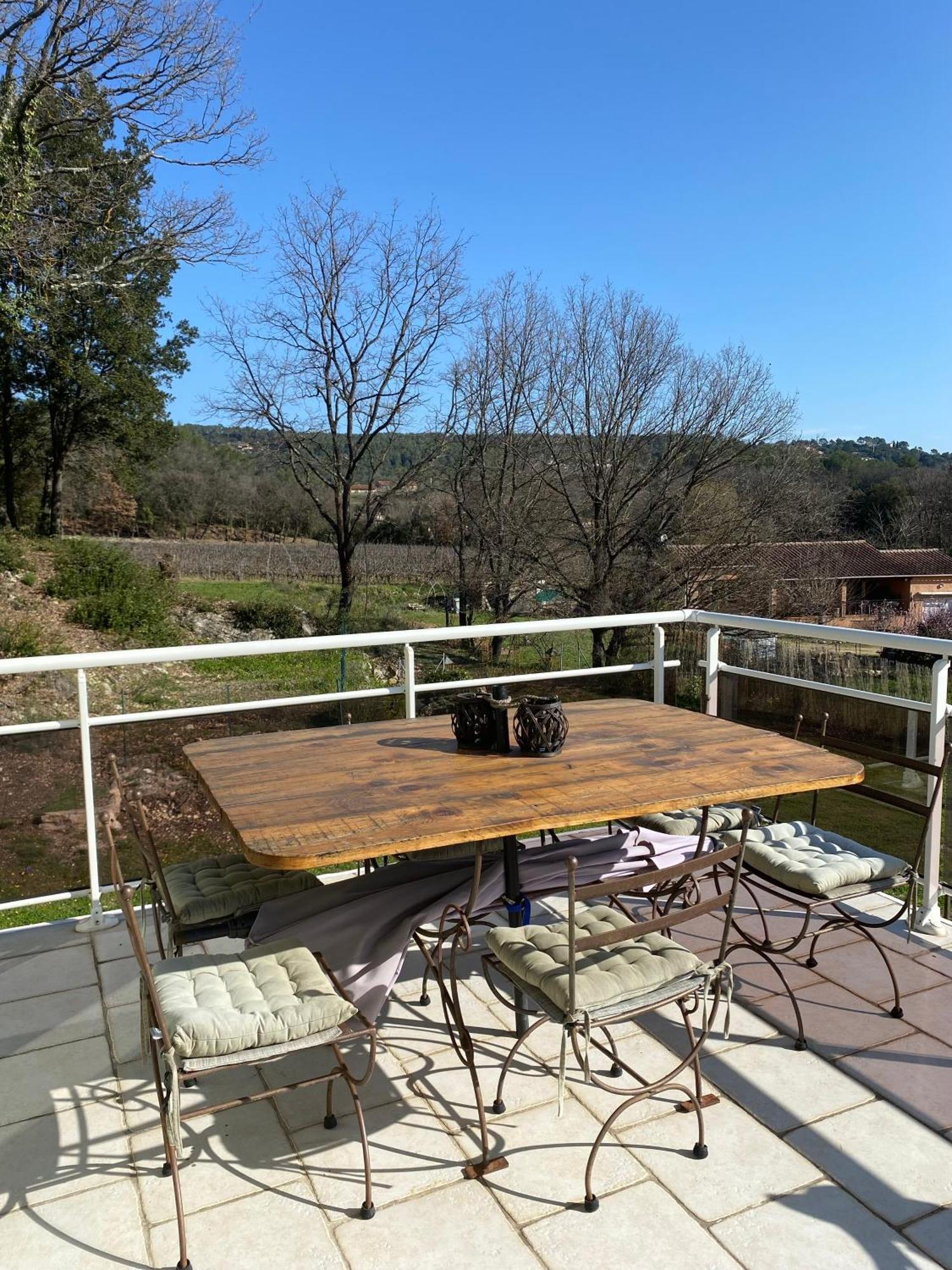 L'Eveil En Provence Bed & Breakfast Entrecasteaux Dış mekan fotoğraf