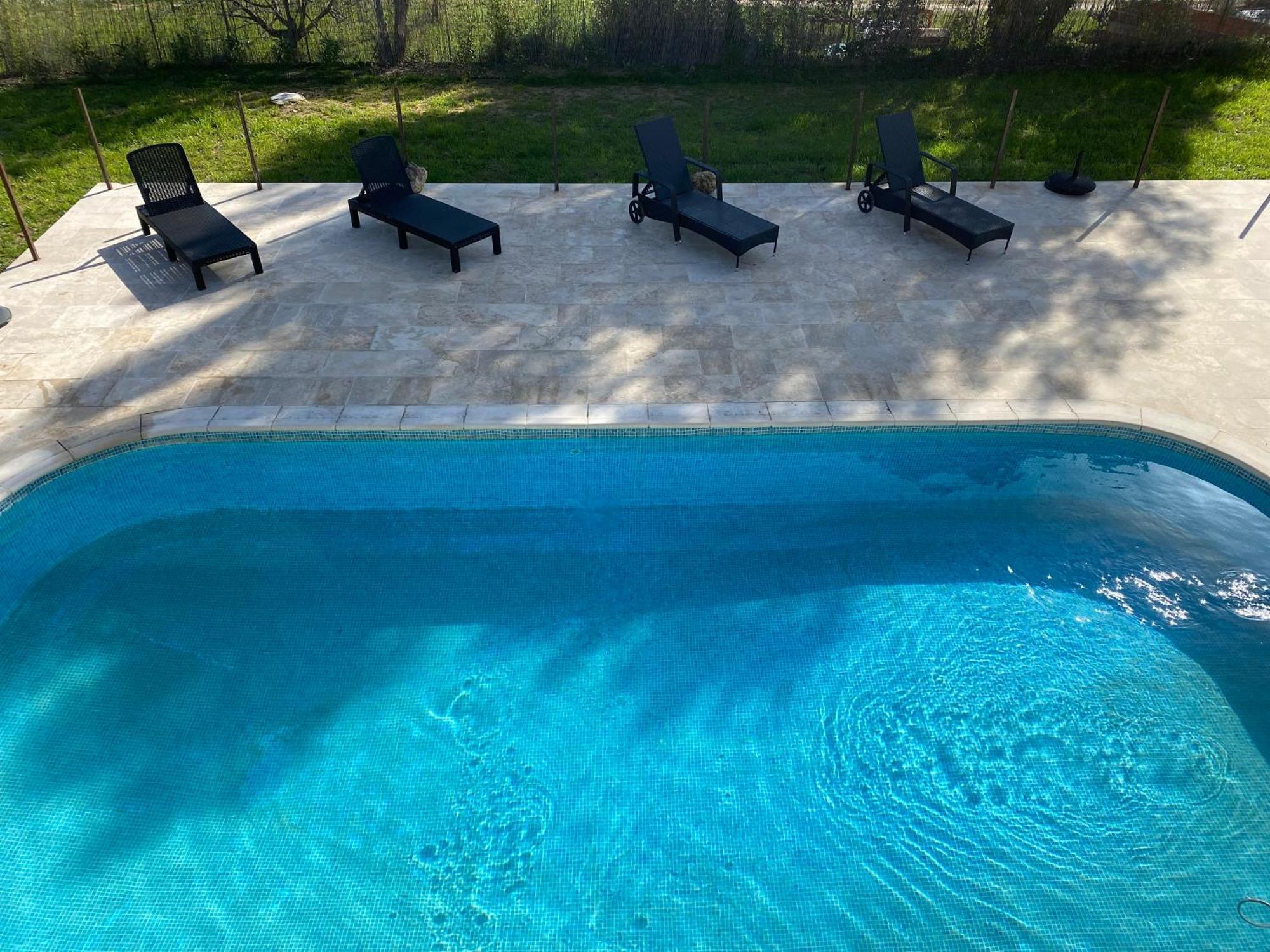 L'Eveil En Provence Bed & Breakfast Entrecasteaux Dış mekan fotoğraf