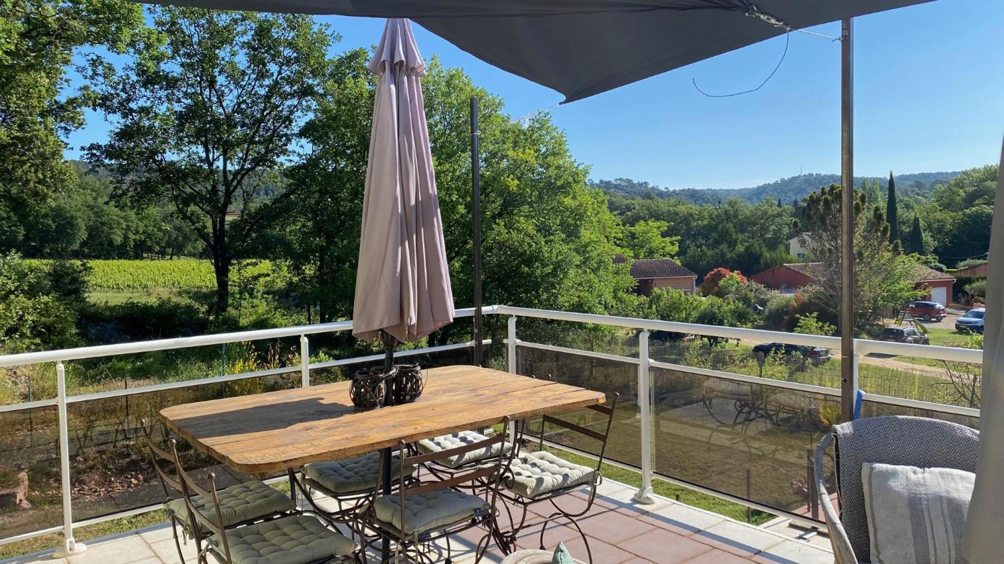 L'Eveil En Provence Bed & Breakfast Entrecasteaux Dış mekan fotoğraf